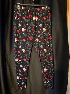 Women  Black Holiday Santa Print Leggings